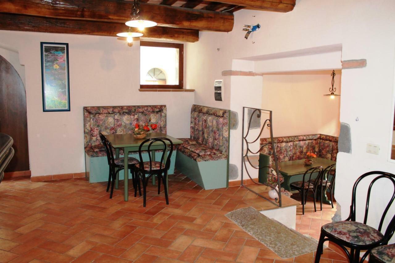 ホテル La Casa Del Calzolaio ラディコーファニ エクステリア 写真